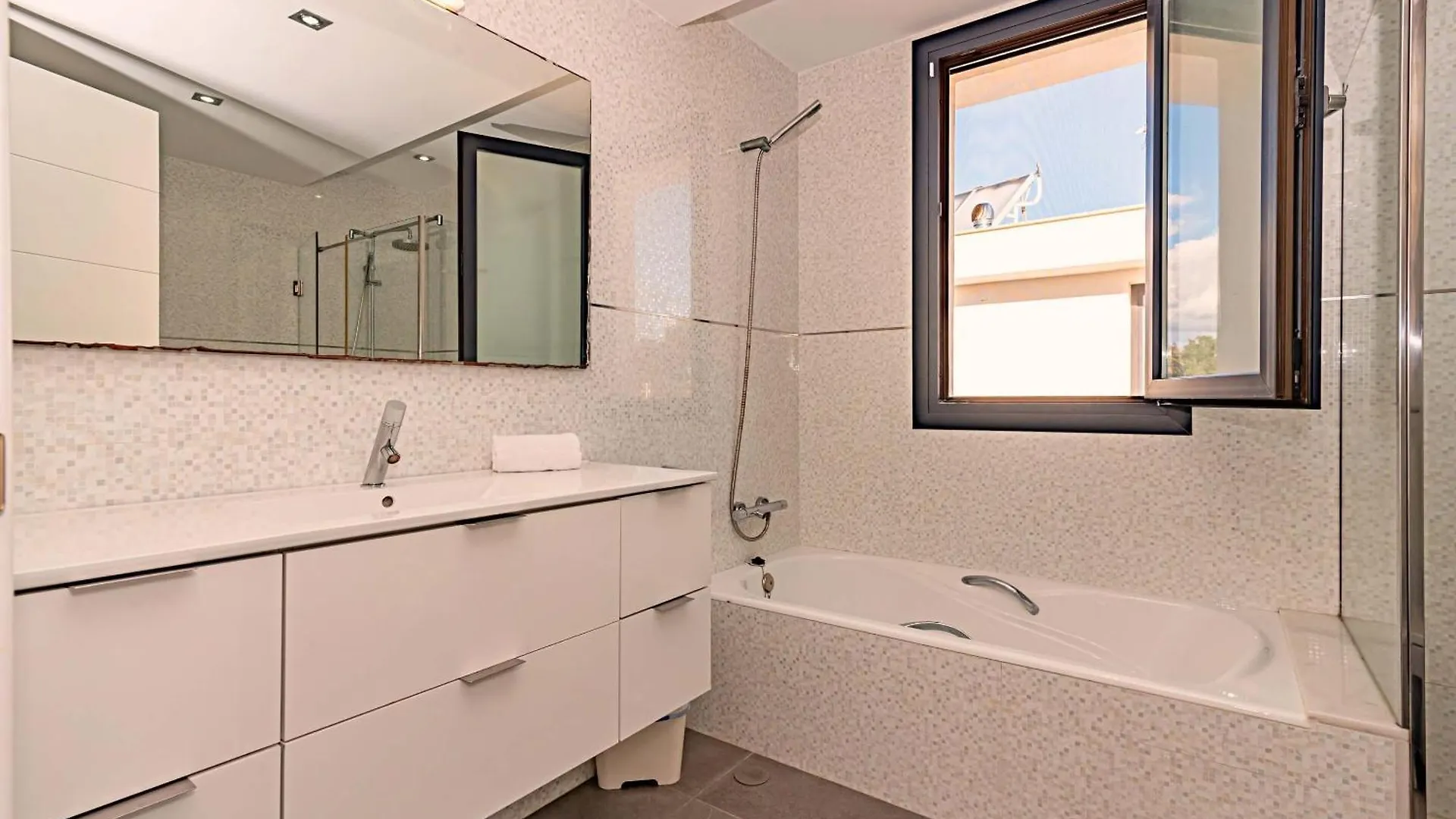 Beach Villa Cosins 1 Mel By Sealand Villas Алькудия 0*,