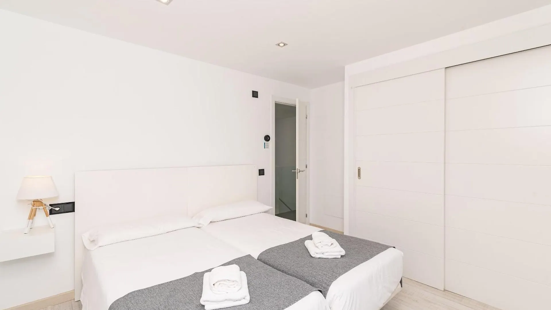 Beach Villa Cosins 1 Mel By Sealand Villas Алькудия